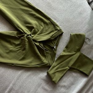 Miaou Set in Olive